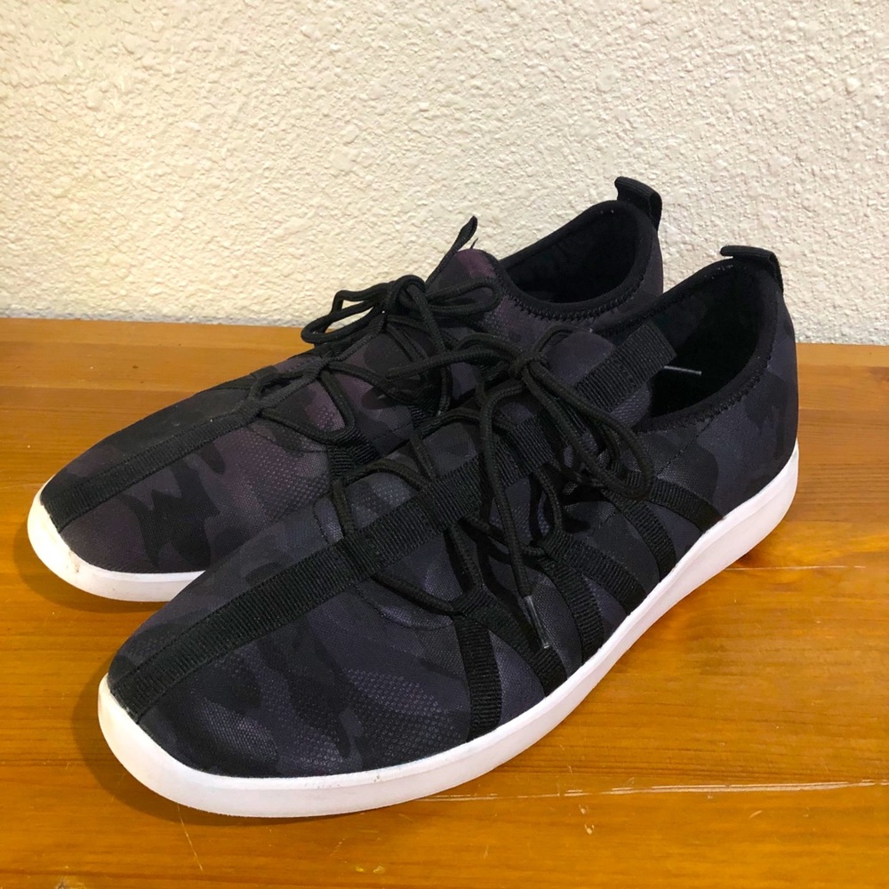 Guess Urban Camo Sneakers 9.5M